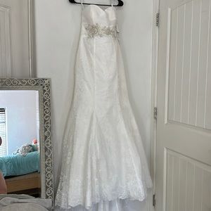 David’s Bridal white wedding dress